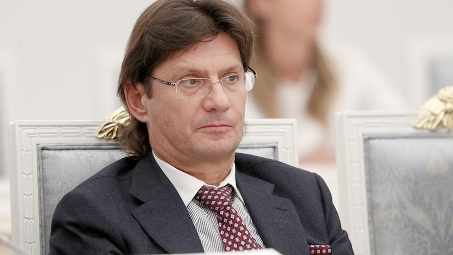 ⚡Леонид Федун:

«Меня поддерживать не надо! Я завтра объявлю, что мы снимаемся с чемпионата. Пусть играть без нас. Можете так и написать. В этой клоунаде, которую устроили, я участвовать не хочу. И тратить деньги тоже. Не нужен «Спартак», значит, не нужен!».

#Спартак #ФКСМ