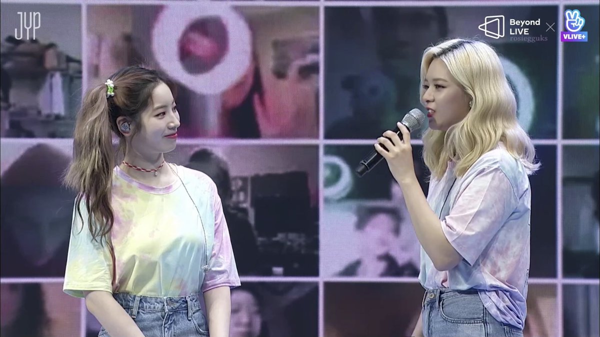 twicepinkloops's tweet photo. 😭🥺 https://t.co/gHB33tzoZV