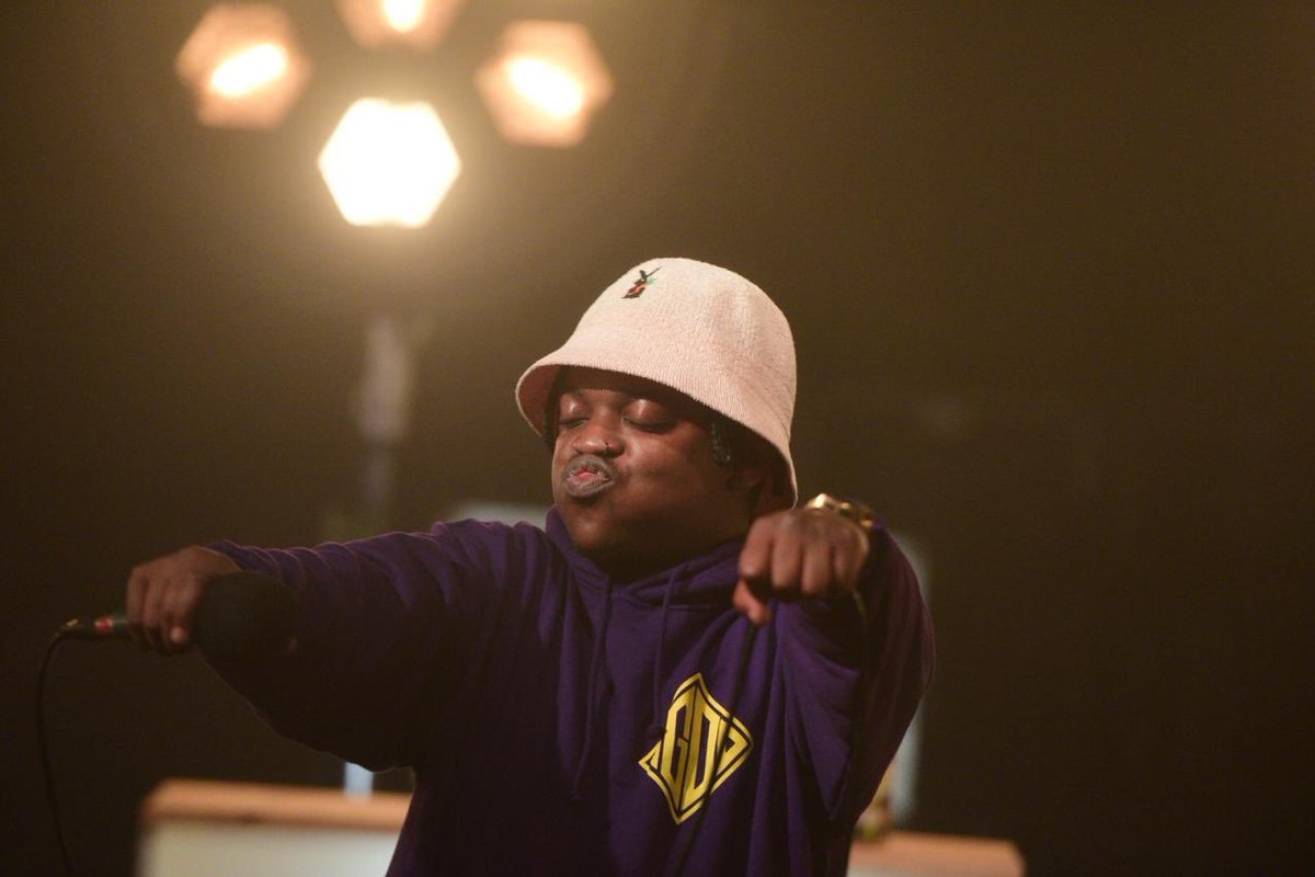 President ya Straata 👨🏾‍💼 (@focalistic) on Twitter photo 