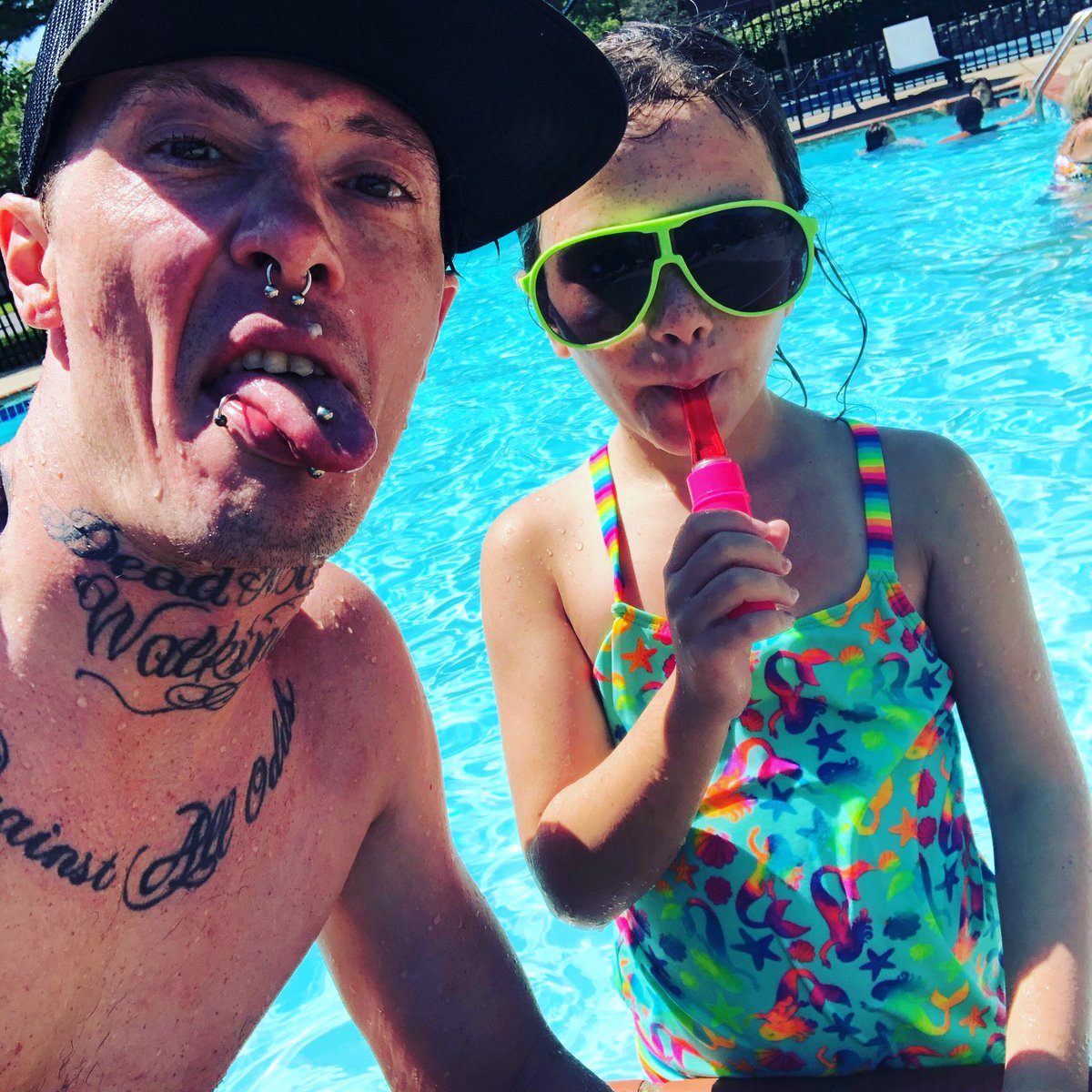 NGnarly's tweet photo. what a #diva π #PartywithGnarly #summervibe #TheGnarlys https://t.co/ze2uWn0HxS