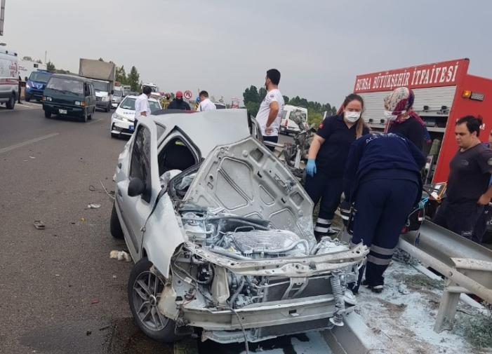 Tvonalti's tweet photo. REFÜJE ÇARPTIKTAN SONRA OTOBÜSÜN 60 METRE SÜRÜKLEDİĞİ OTOMOBİLİN SÜRÜCÜSÜ HAYATINI KAYBETTİ

Ayrıntılar- https://t.co/Tn84KnvlVi https://t.co/K3TL2xDpFQ