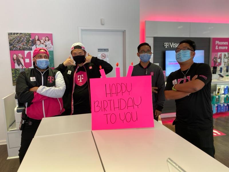 Today we take time to celebrate you !!! Thanks for all the support you have given us front line employees throughout the years !! Happy Bday on behalf of the Northern & Parsons team @lpetrone9 #NErules 🎁🎈🎉🎂