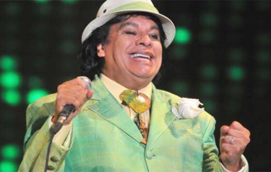 Se hacía necesario un hilo de Juan Gabriel as ediciones de la Colección Compactos de Anagrama.