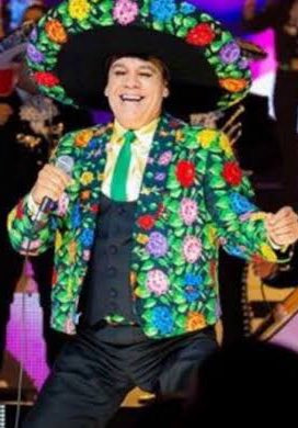 Se hacía necesario un hilo de Juan Gabriel as ediciones de la Colección Compactos de Anagrama.