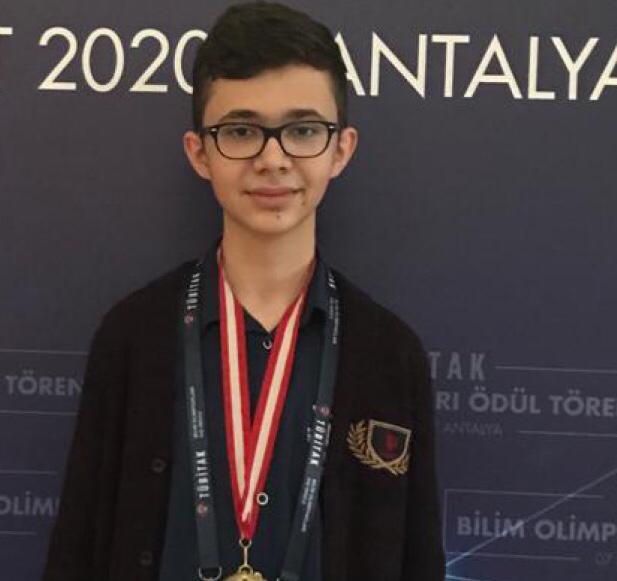 Sivas BİLSEM öğrencimiz Yunus Taha Bingül, <a href="/Tubitak/">TÜBİTAK</a> Bilim Olimpiyatları Türkiye A Takımına girmeye hak kazanarak #Sivas adına önemli bir başarıya imza atmıştır.

Yunus Taha, bu başarısı ile ülkemizi yurt dışında bilgisayar alanında yapılacak olimpiyatlarda temsil edecektir.👏👏👏