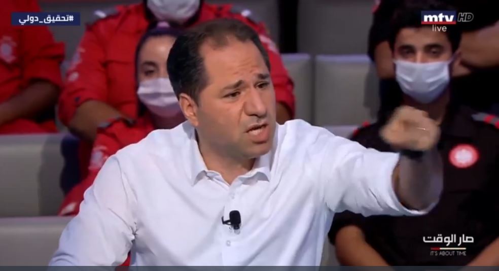 sarelwa2et's tweet photo. #سامي_الجميل لـ #صار_الوقت @samygemayel : يا وحوش السلطة صارلكن سنتين ما حدا عم يطلّع فيكن . هلأ مبسوطين بالمجتمع الدولي عم يطلّع فيكن لان في دم بالشارع https://t.co/PnU04nIGY1