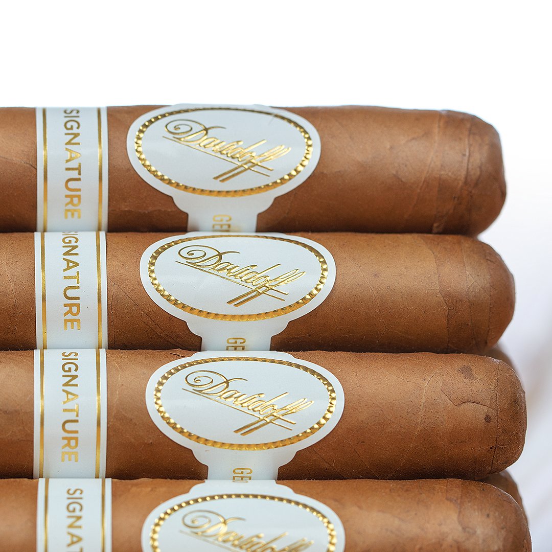Davidoff Signature is the smoothest cigar within Davidoff’s four iconic lines. This best-selling blend will please your palate with notes of barley, cream and cedar wood. #davidoffcigars