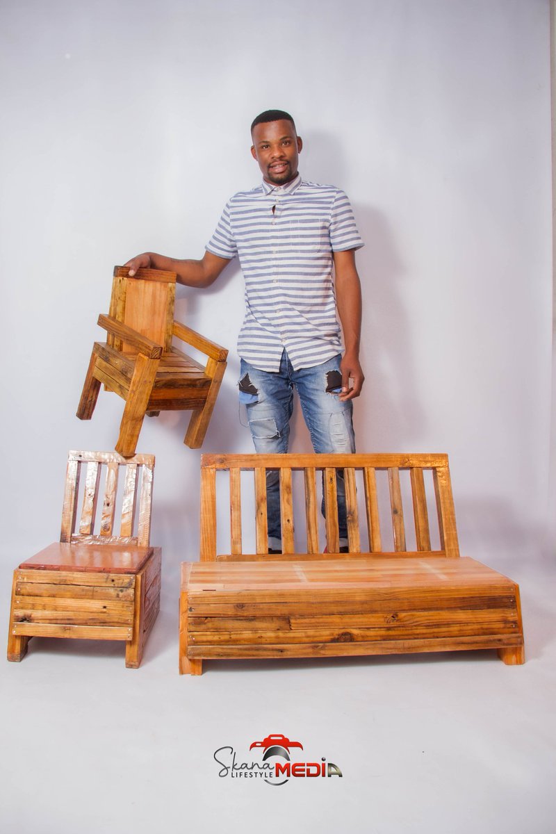 Wooden Couches/ chairs for sale. R1600 for kiddies, R2600 for elders. Please retweet my next client might be on your timeline.