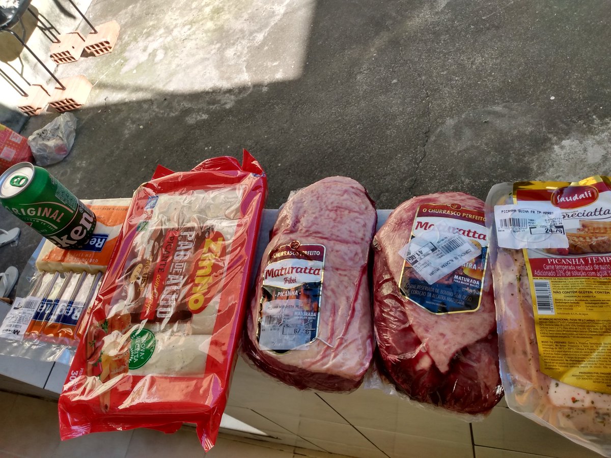 MarcioS120's tweet photo. Aquele churrasco de humilde. https://t.co/bcOUXFZaEq