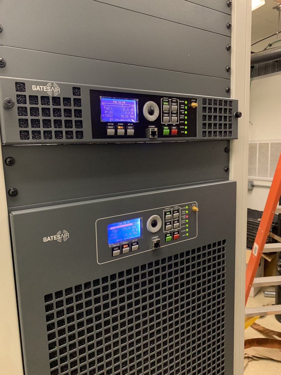 DJSTACK3's tweet photo. It’s up and running the Cumulus engineering team and @djstack3 and a full install of the new 100,000 watt transmitter and backup the biggest sticks in Arkansas #Power923 https://t.co/87QPq9C1Vm