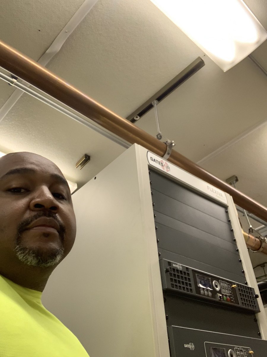 DJSTACK3's tweet photo. It’s up and running the Cumulus engineering team and @djstack3 and a full install of the new 100,000 watt transmitter and backup the biggest sticks in Arkansas #Power923 https://t.co/87QPq9C1Vm
