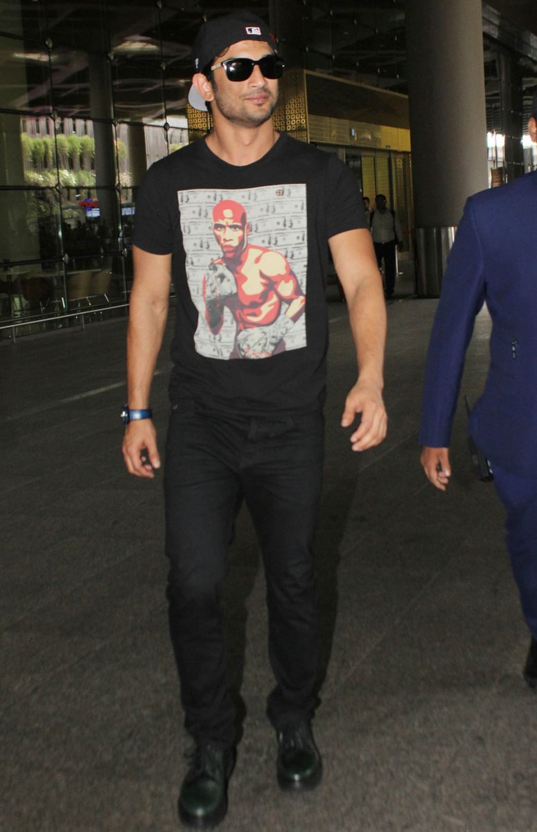 It's not always that easy, but I'll tell you what, it often is . Go for it ~  #SushantSinghRajput  #selfmusing Airport hunk .This thread is for you  @In5iyahA 