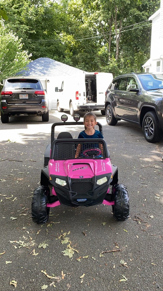 Melina_Custovic's tweet photo. She’s so happy with her gift #almost7 https://t.co/w7jFSW8ms2