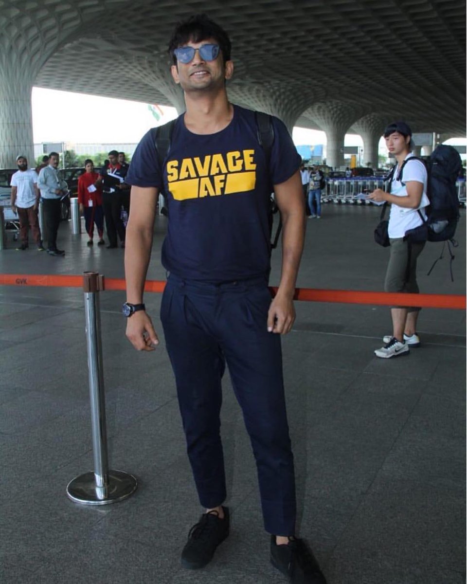 It's not always that easy, but I'll tell you what, it often is . Go for it ~  #SushantSinghRajput  #selfmusing Airport hunk .This thread is for you  @In5iyahA 