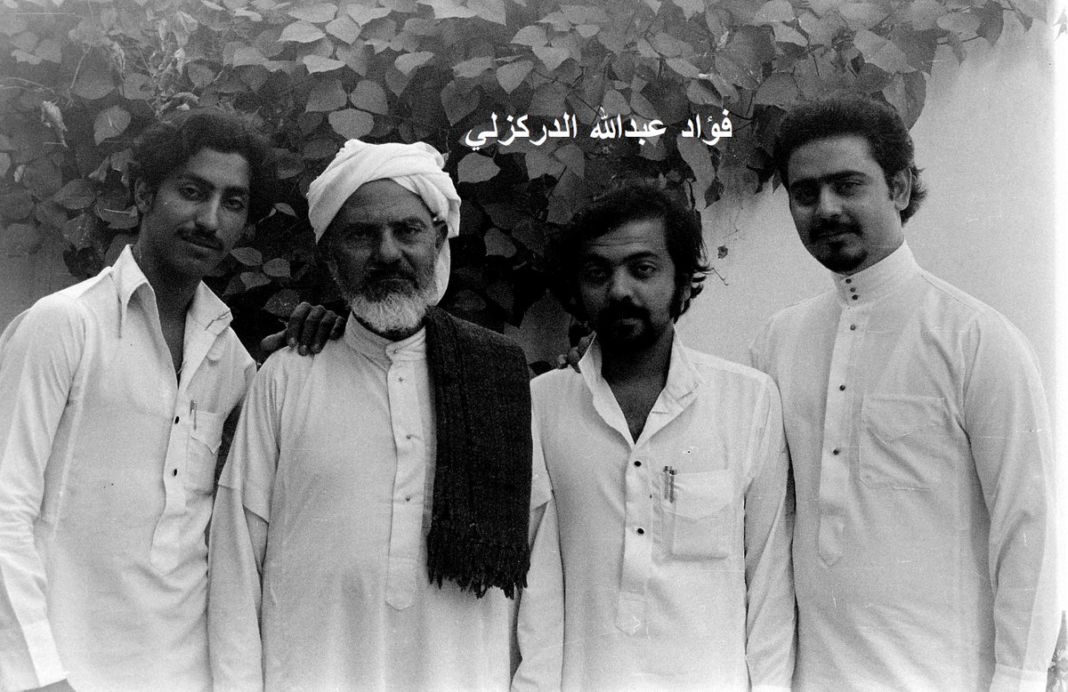fouad_muna's tweet photo. شخصيات من #مكة 
ممن التقى بهم والدي هو #محمد بن محمد علي النايته وهو احد #مطوفين #مكة مع ابيات #شعر كتبها لوالدي رحمهم الله جميعا
سوف اكمل بقيه الصور تحت هذه التغريده👇👇

#مكه_الان #مكة_المكرمة #تاريخ_مكة #ايام_زمان #زمن_الطيبين #السعودية #صور_قديمة #الحج_قديما https://t.co/meNML1ZHp8