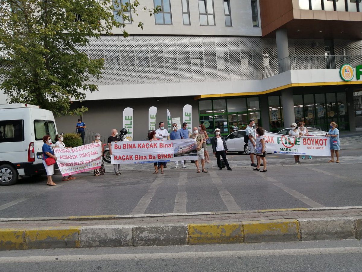 #FileMarketBoykot
Mesele esir düşmekte değil, teslim olmamakta bütün mesele.
Asla teslim olmayacağız, Tibaş kültür merkezimiz ve parkımız için hep burada olacağız!
#İmaraUymayanPlan
#PlanaUymayanRuhsat
#RuhsataUymayanBina
#BuBinaKaçakBina
#HukukKazanacak
#KazananBizOlacağız