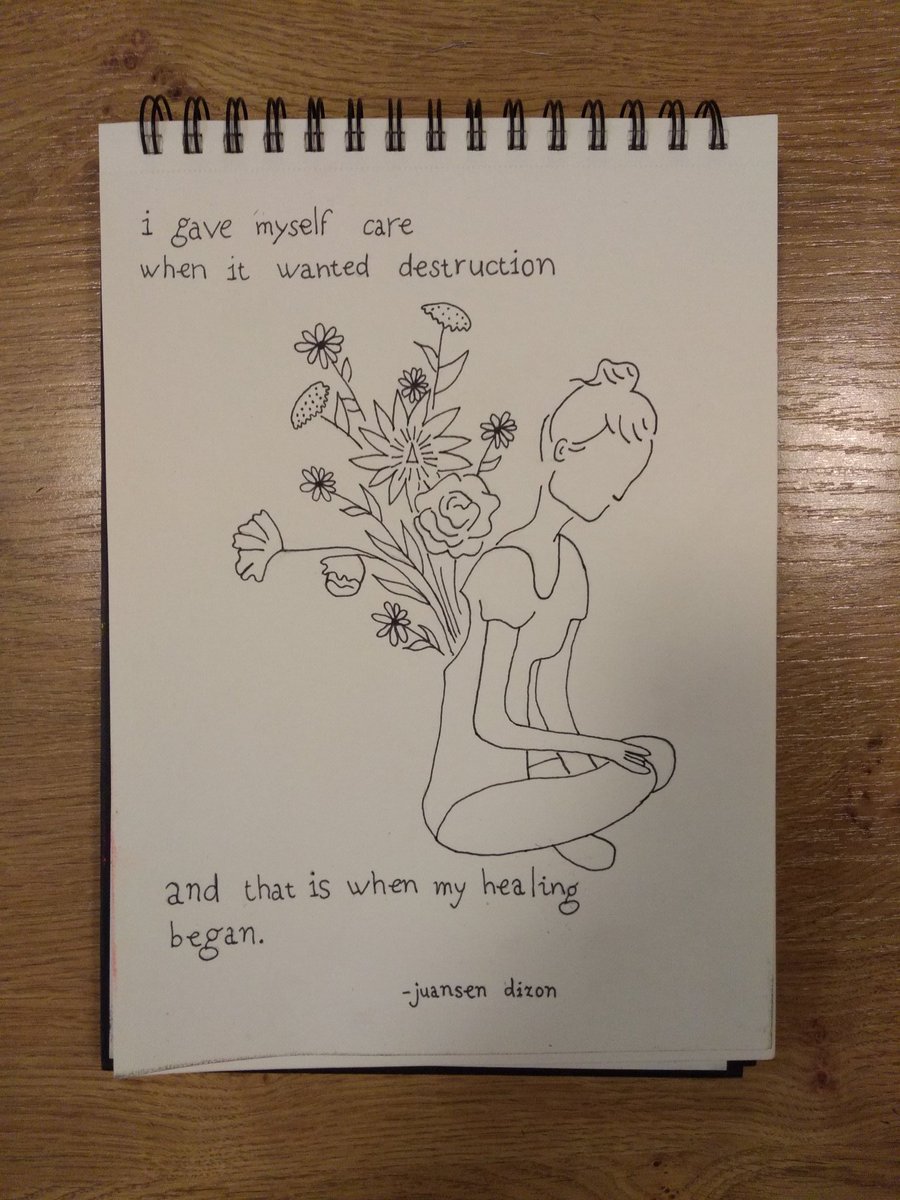 cozzzmicgirl's tweet photo. Finished. #beingcreative #homemadeart #drawingthings https://t.co/LApCHsjiIf