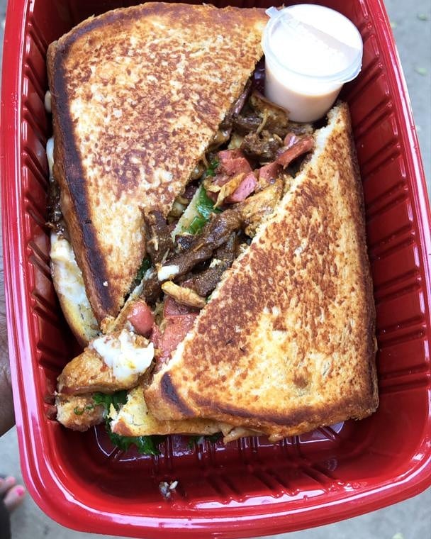 Slimbrookes_FC's tweet photo. Breakfast 😍🥞🥪🥓🍳
Available mondays to Saturdays 
Pls call or WhatsApp us to order 
Order line closes 9am
1st pic 2500
Every other breakfast is on the menu
Pls see menu for prices and more options 
08156186463
#plsRT 
#AbujaTwitterCommunity https://t.co/3PznUzxICE