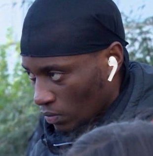 EBPmemes's tweet photo. Me in plainclothes:   My headphones: https://t.co/VyEQI037FR