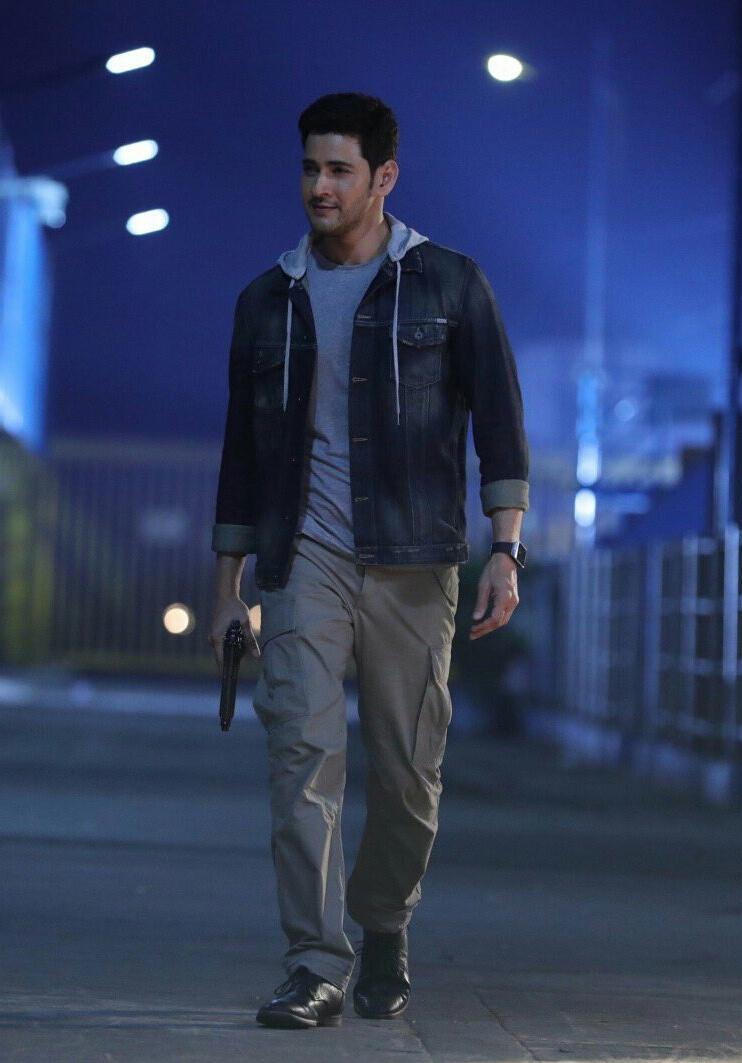 Motion poster Hq pic