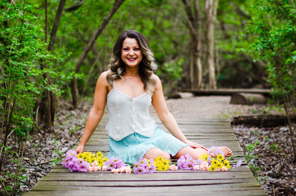 ciarabrookesing's tweet photo. Take time to slow down and rest well today. #ciarabrooke #slowdown #ciarabrookemusic #popmusic #popartist #chilldays #summer2020 #bestill #restwell #musicforteens #highschoolgirls #middleschoolgirls #teenlife #slowsundays https://t.co/OA50Kvyucu