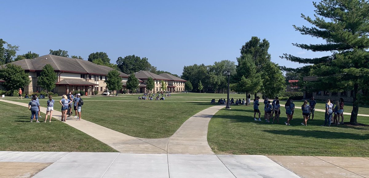 HolyCrossND's tweet photo. What an amazing couple of days filled with old friends, new faces, physical distancing, outdoor movies and games, and fun talks with Father David Tyson, C.S.C.
#welcomeweekend2020
#hocrostrong https://t.co/gEDtJDhJgD