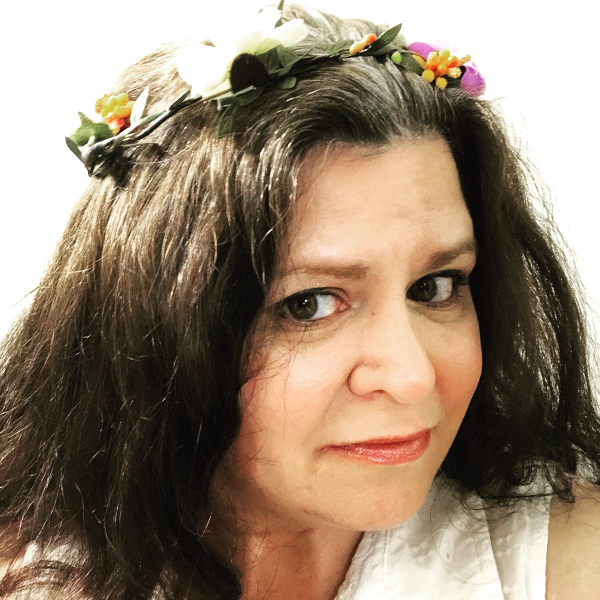 confessions_as's tweet photo. I suffer from Recurrent Major Depressive Disorder. #RMDD What that means, how I explain it to people is that it has to go away for it to come back. Today was the day I poked at the bruise and realized it doesn’t hurt today. So I dressed as a wood nymph for the family #zoom call. https://t.co/zzlKYoLkjZ