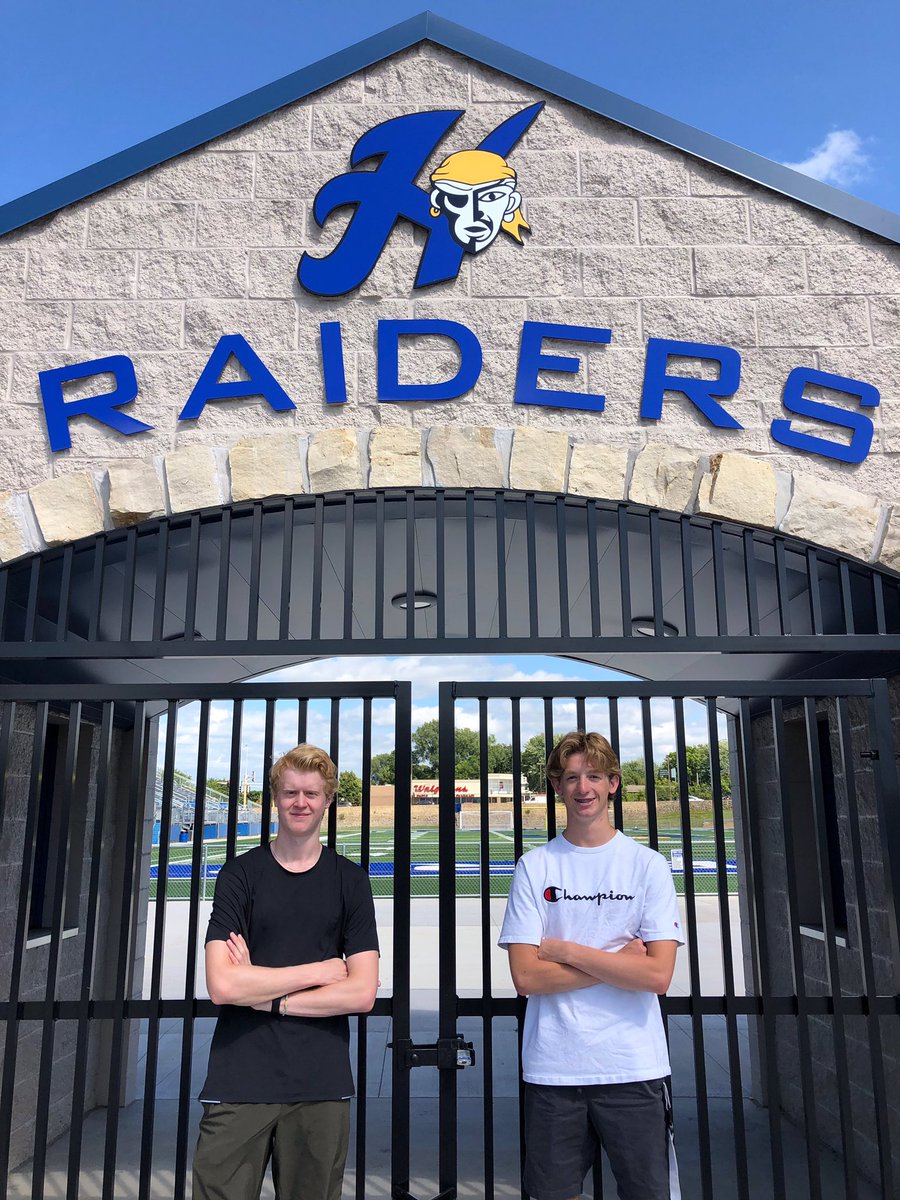 Its official🤴🤴