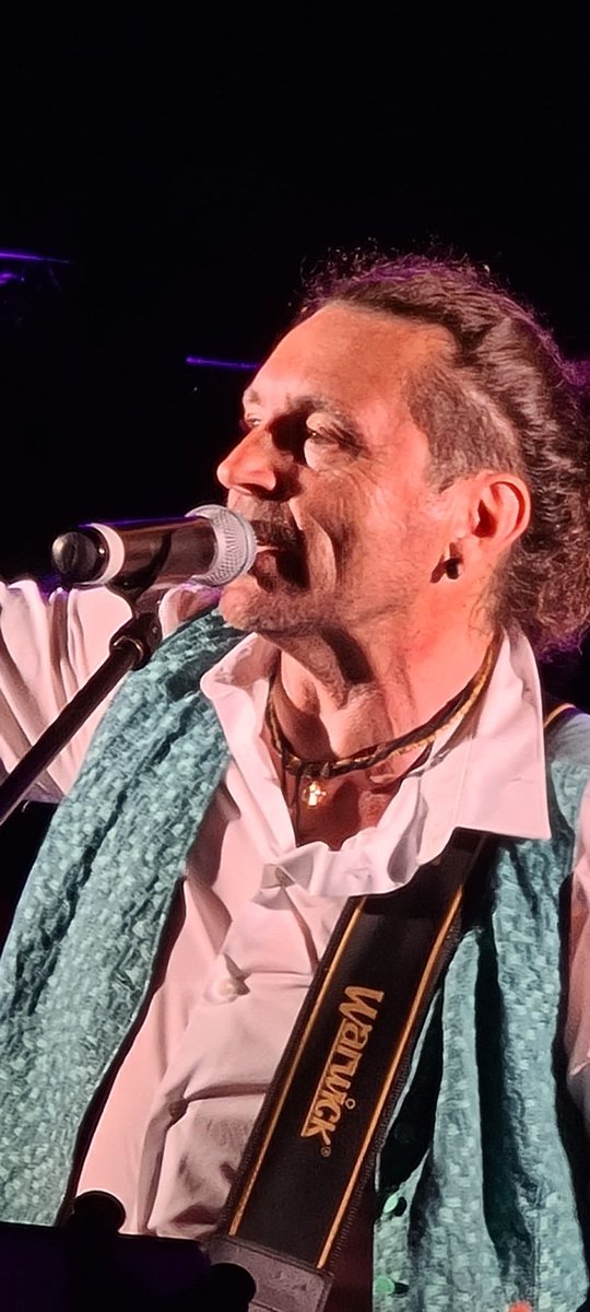 La Notte Rosa 💖 a Bellaria Igea Marina! 
Sorrido Rock con Sergio Casabianca 🎶 
#lanotterosa #pinkweek #estate2020