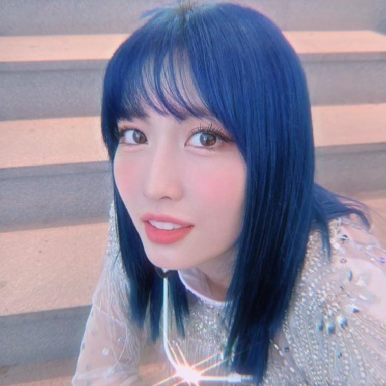 BLUE HAIRED MOMO