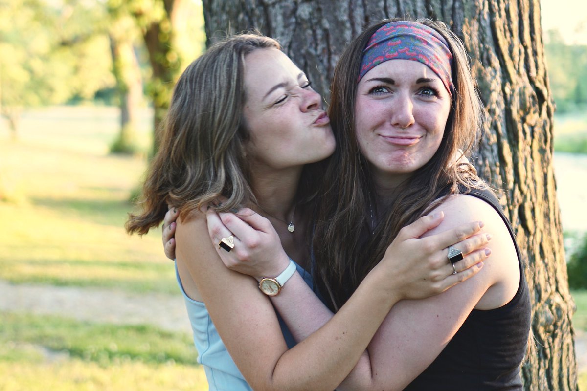 KaylaMcDaniel3's tweet photo. My bestie moves back for school tomorrow and I can’t wait ❤️ @erttaylor88 https://t.co/WBSOkLDMwO