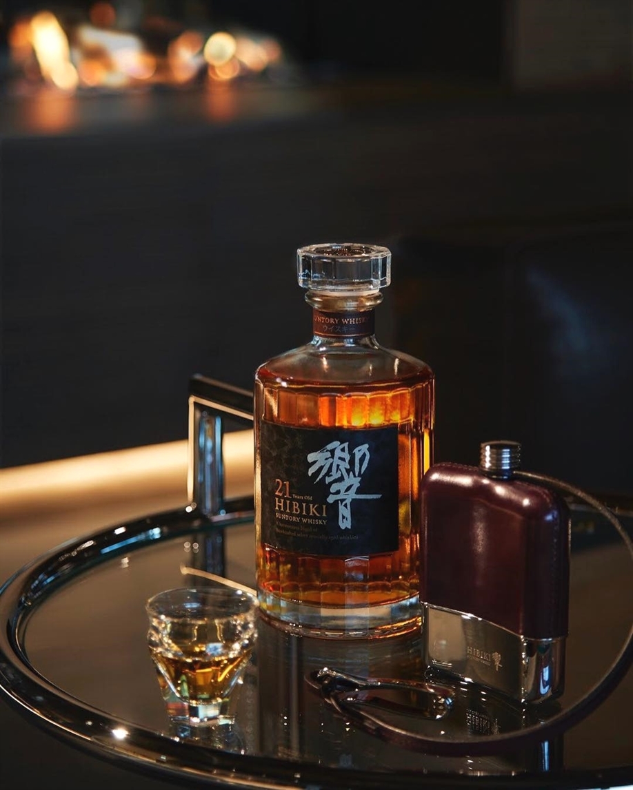 Relish the joyful moment of HIBIKI in the evening. 💗 #CityofOrange #SouthCoastPlaza

Online ordering &amp; no waiting 👍🛒 thecurehb.com/order