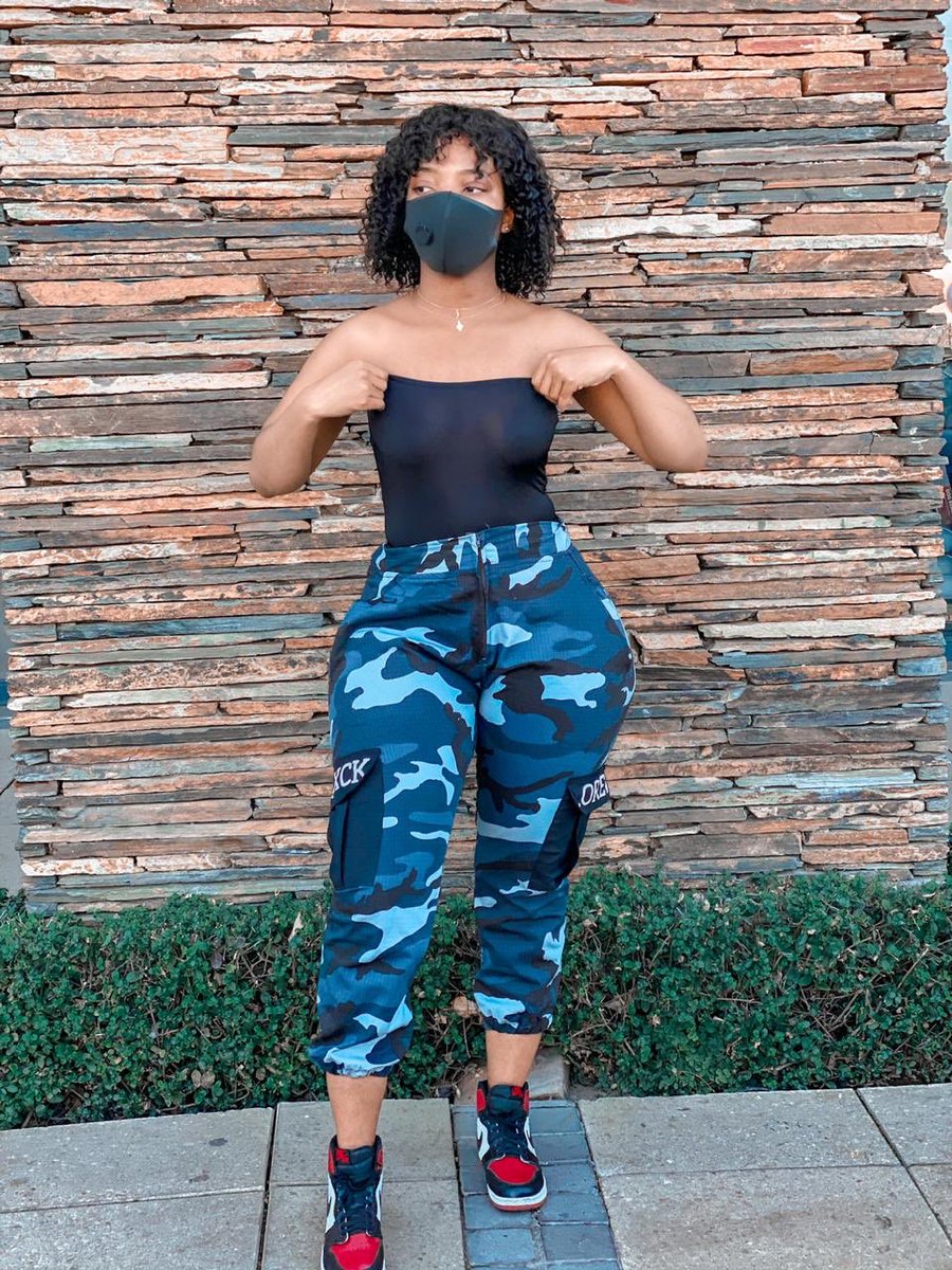 THerealLitorSA's tweet photo. #InfluencerChallenge #Biggi #Tupac @slikouron @SAHipHopMagcoza @PhoSky_Koetelii  For more content check us on https://t.co/ETNLvOlchG 🧥👖🔥🚚 https://t.co/AyVrQc96dC https://t.co/Rws7woK7X0