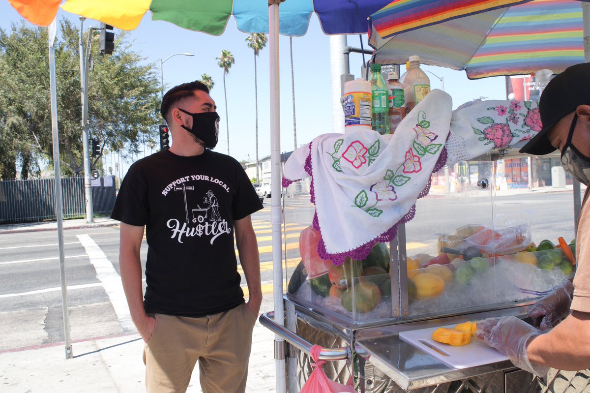 JoinOurCreation's tweet photo. This is for everyone that sold everything but they soul..... support your local hustler🙌🏽 our “local hustler” tee is now available at https://t.co/3diyaJGr0E
#streetvendor #fruitseller #supportyourlocalhustler #supportstreetvendors #clothingbrand #streetwear #joinourcreation #joc https://t.co/eGHYAH4bJg