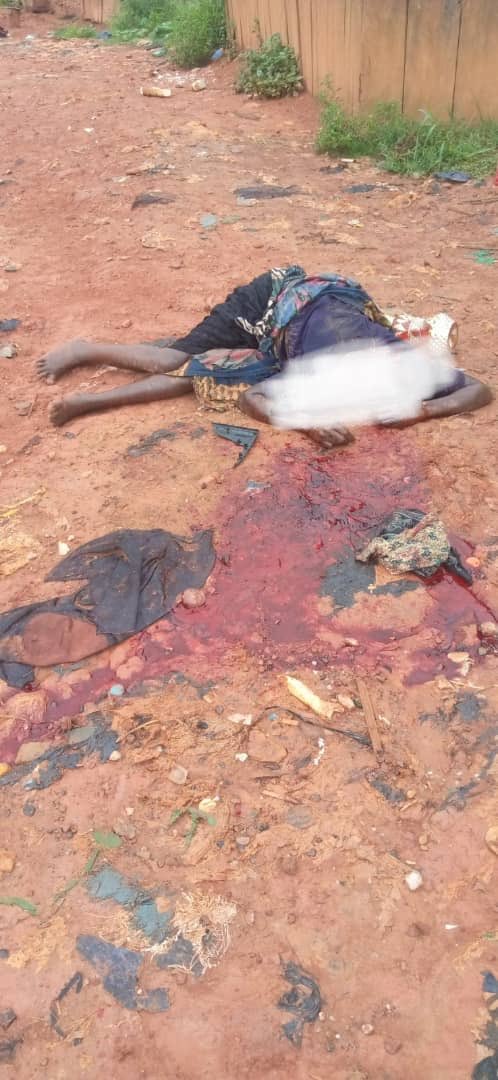 MuntuMosi's tweet photo. 🇨🇩#RDC: Pendant que certains débattent déjà du prochain concert de #KoffiOlomide à Paris, 20 personnes ont été massacrées à l’arme blanche ce dimanche 9 août à #Djugu (#Ituri).La plupart ont été décapitées, et 19 maisons ont été incendiées.
#StopAuGénocideCongolais
#MappingReport https://t.co/CHjDeMcaa7