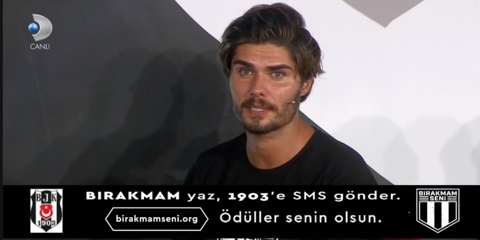 ⚫⚪

#BırakmamSeni 

Barış Murat Yağcı'nın fan kulübü 125 bin TL bağışladı.
