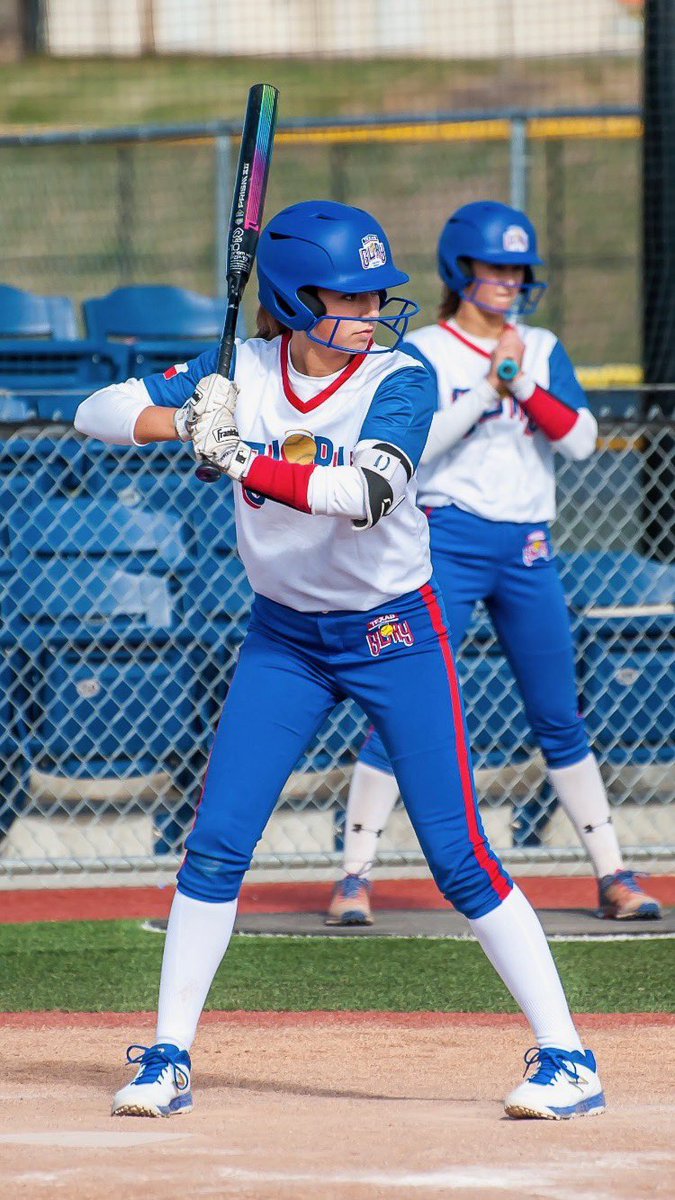 Lanie Ruf commits to Elmhurst University.  The 2021, IF/OF, plays at Morgan Township (IN) and on our 18u Texas Glory (IL) squad.  Congrats Lanie!