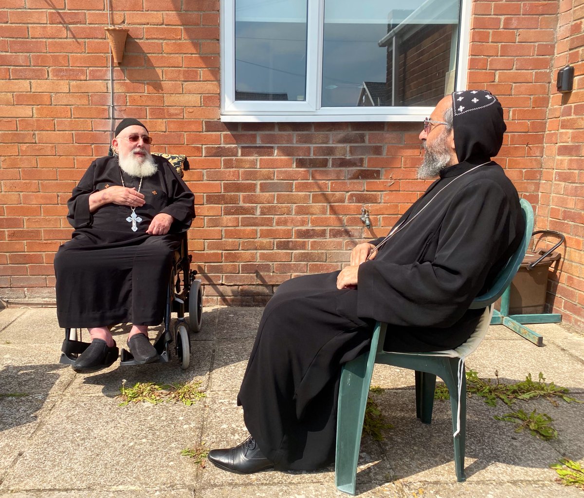 A beautifully uplifting Liturgy this morning at @St_Philopateer in #Risca, #Wales, having just recommenced prayers in Wales a week ago; after which I had a wonderful opportunity to pay a quick socially-distanced visit to Fr Philopatir, who was unable to attend.

#DiolchYnFawr