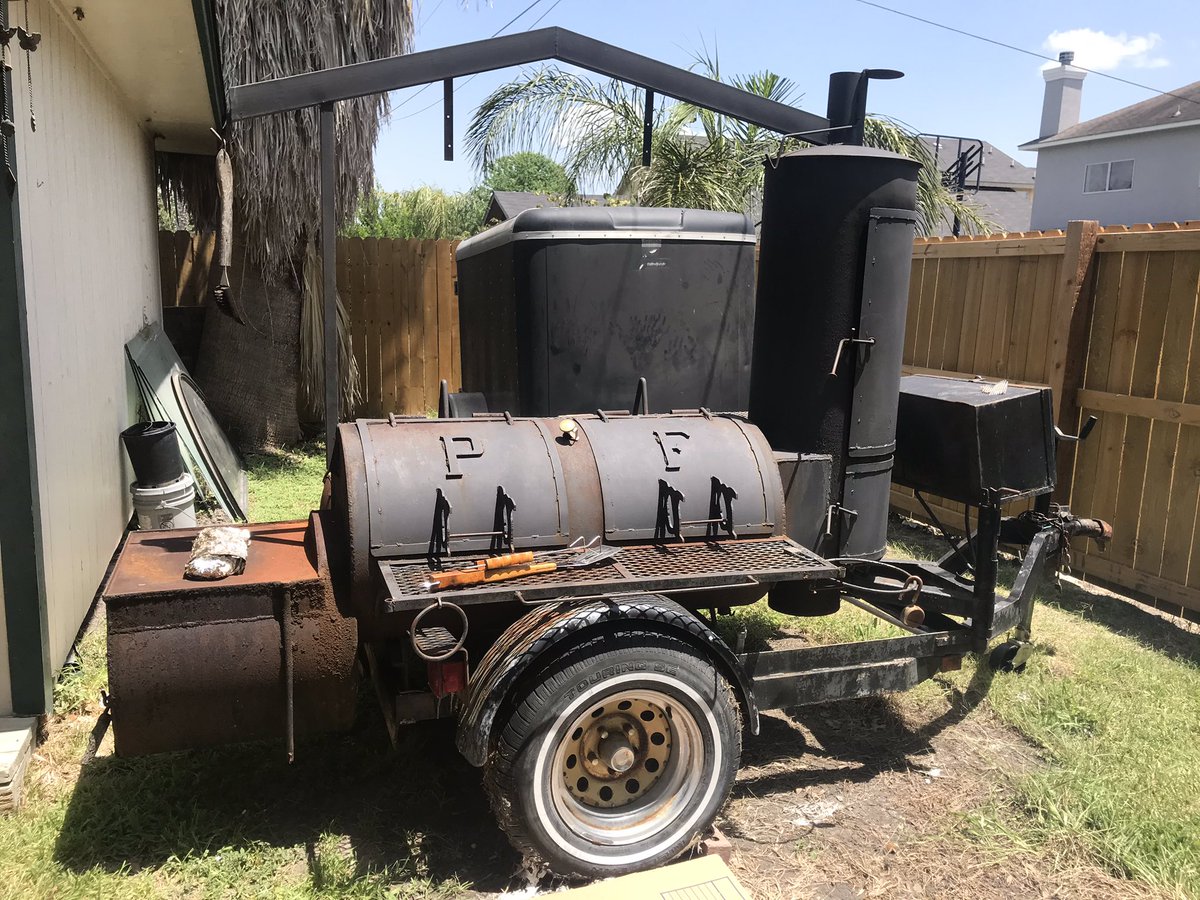 Teejayfonseca's tweet photo. Smoking some meat 🥴 https://t.co/w6addN73Ay