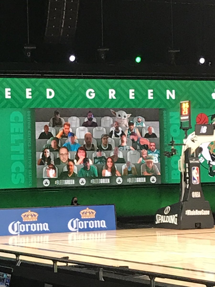 SIChrisMannix's tweet photo. Yoda has made an appearance in the virtual fan seats. https://t.co/opxkVQvE84