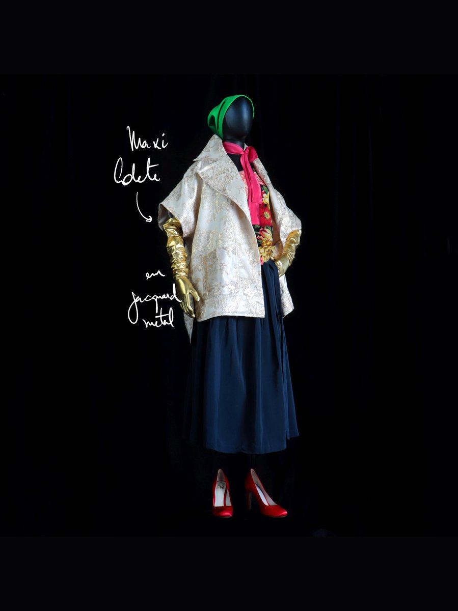 FauseHaten's tweet photo. Coleção Panda 
Look 9
Maxi Colete em jacquard metalizado
Camiseta estampa flores 

#fausehaten #coleçãopanda2020 #moda #fashion #tafeta #renda #lace #moleton #fleece #couture #hautecouture #fashionphotography #fashionphoto #fotografiademoda https://t.co/oO4ii5TkTk