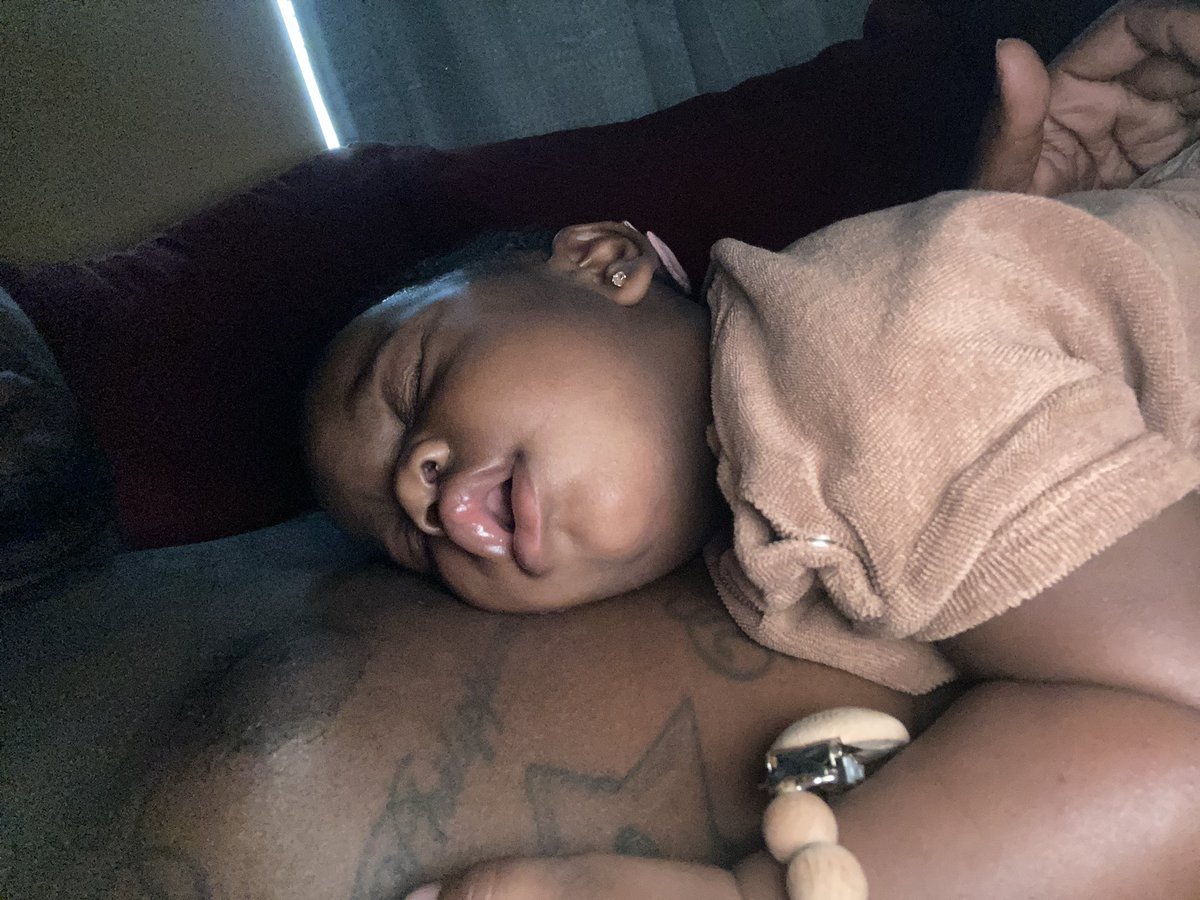 GetEmTJ's tweet image. Moments i’ll never get tired of, Naps with my baby💗
