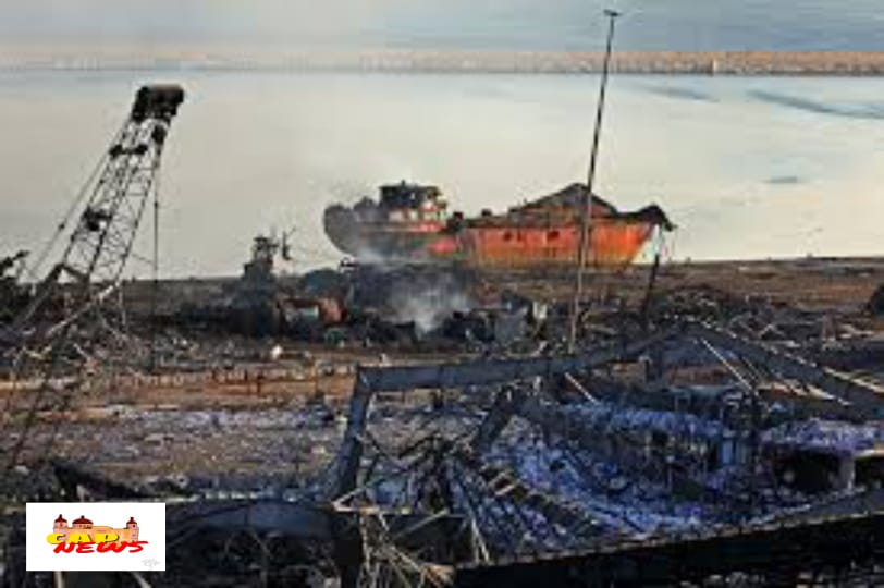 CapNews5's tweet photo. Explosion à Beirut, le dernier bilan

220 morts,7700 blessés 110 disparus,80 000 habitations détruites ou endommagés.

Selon le ministre de la santé Hamad Hasan, 20 % environ des quelques 5 000 personnes blessées.

<<Capnews//International>> https://t.co/cTVA2ae8s1