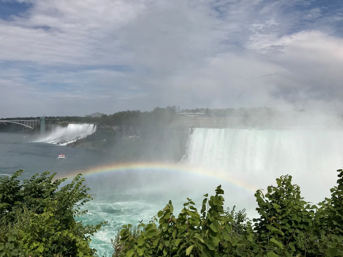 PathBalance's tweet photo. Near the end of our Great American #ElectricVehicle #RoadTrip. Enjoyed strolling through lovely #Toronto, views from the CN Tower, Royal Ontario Museum. Then the iconic #NiagaraFalls. @ROMtoronto #driveelectric #zeroemissions #pathbalance π¨π¦πΊπΈπβ‘οΈπ https://t.co/2Fg6ZSIoSN