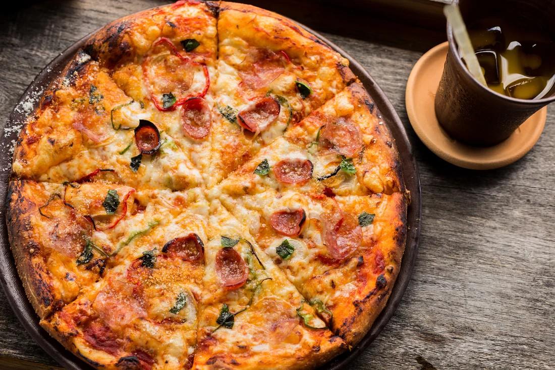 STYLZFIT's tweet photo. Pizza lovers. 
#pizza #food #foodporn #pizzatime #pizzalover #foodie #instafood #delivery #pasta #italianfood #pizzeria #pizzalovers #yummy #foodblogger #foodphotography #delicious #foodstagram #foodlover #love #pizzaria #dinner #instagood #restaurant #cheese #italy #homemade https://t.co/jhfkitMkDF