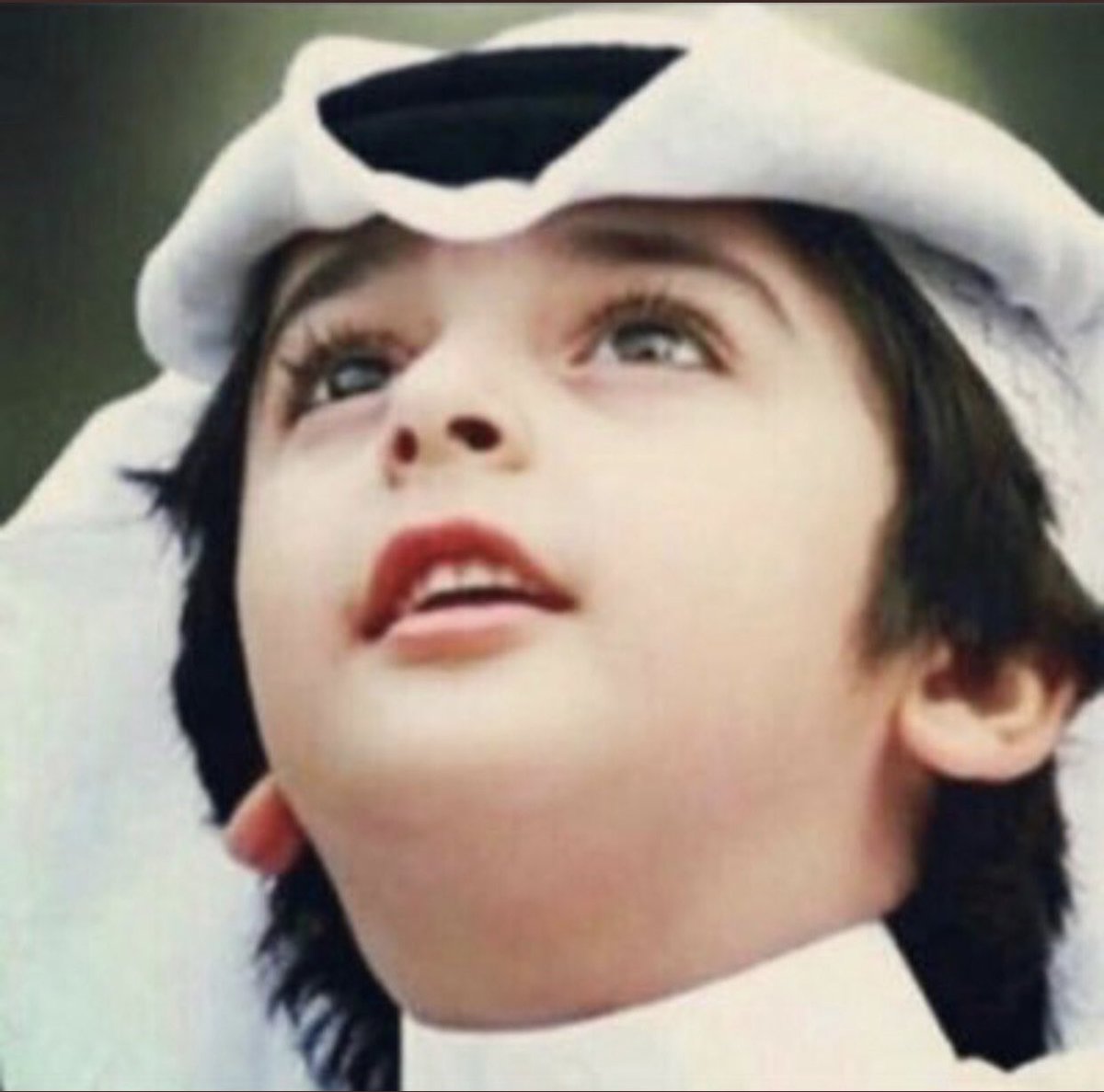 Khalidyami7's tweet photo. - انا أشَـهد : 
ـإن لككَ غّغلا مبطّي وهو فيني قصهة
 غريبـھ ولا ـآدري وش اسَميها 🖤" https://t.co/9IWjKvcC8Y