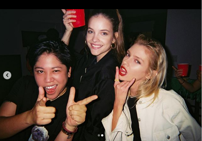StellaM_CaraD's tweet photo. Stella Maxwell and Barbara Palvin #maxvin 😍😇via Nic Mercado IG https://t.co/OUBjJlvD2k
