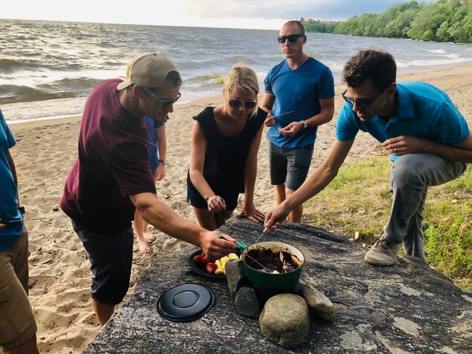 NeOntario's tweet photo. From "Fondue with a View" to corporate retreats with a mysterious twist, Off the Beaten Track tailors adventures for every individual or group! Find out more: https://t.co/QJ5RwJjnP7 https://t.co/J7HaLbeB6L