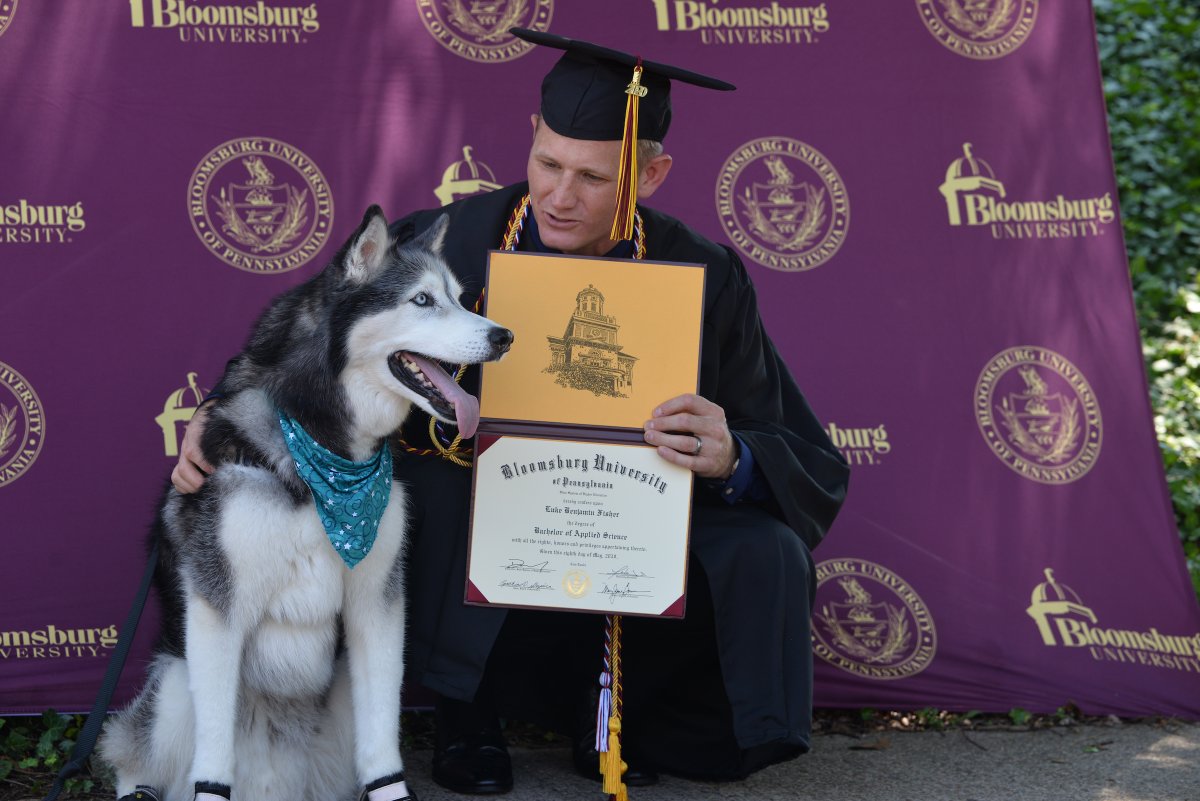 BloomsburgU's tweet photo. Congrats, #BUClass2020! πππΎπ #HuskyPride #BloomOnward π·β‘ https://t.co/XBpgBtmEQF https://t.co/xbC5UkTiGb