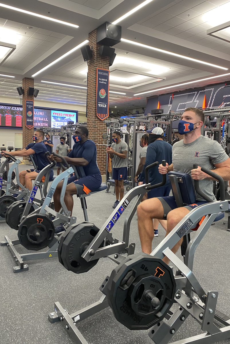 Illini Football Strength tweet media